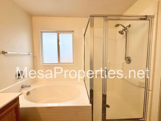 Building Photo - 14744 Delicious St