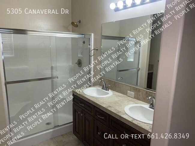 Building Photo - 5305 Canaveral Dr
