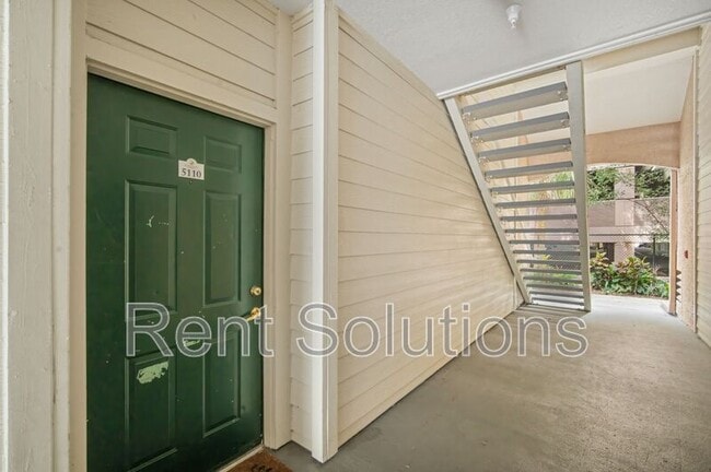 Building Photo - 5110 Bay Club Cir