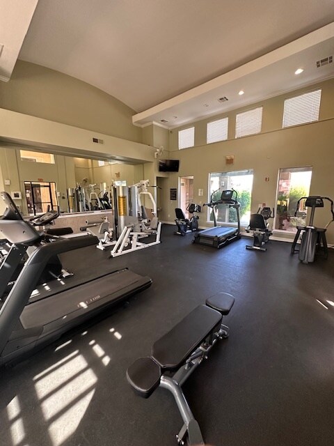 Building Photo - 16013 S Desert Foothills Pky