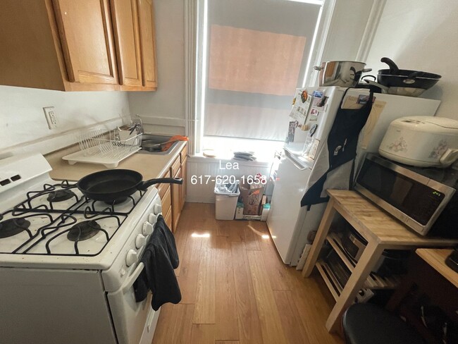 Building Photo - NO FEE***SEPT Incredible 1bed in Allston! ...