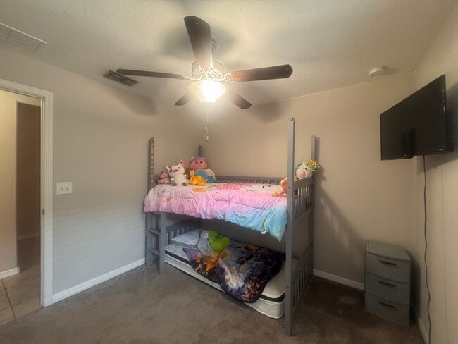 Building Photo - Beautifully Designed 4 Bedroom, 2 Bath Home