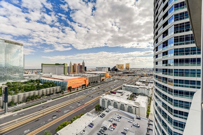 Building Photo - Panorama Towers 1