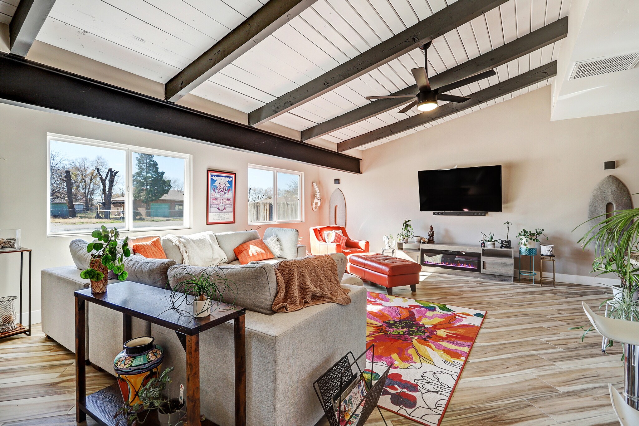 Building Photo - 1150 La Vega Rd