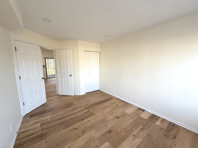 Building Photo - 171 N Clare Ct