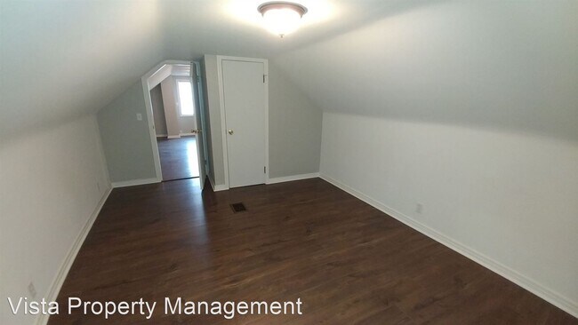 Building Photo - 3 br, 1 bath House - 235 Glide St