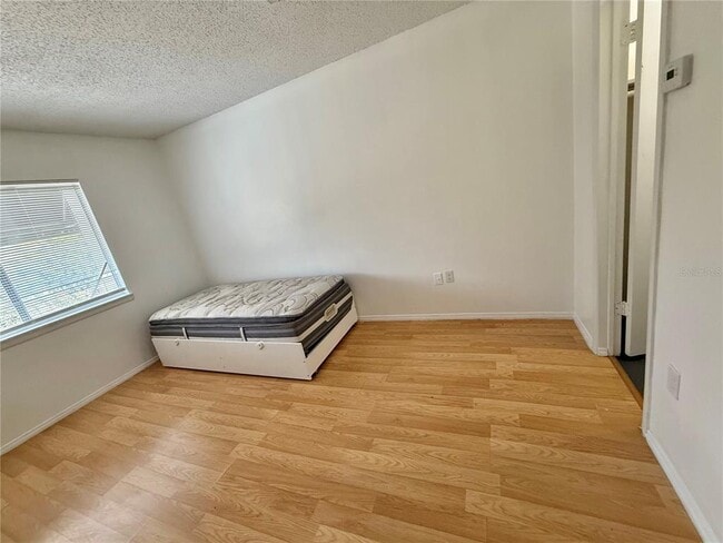 Building Photo - 4113 S Semoran Blvd