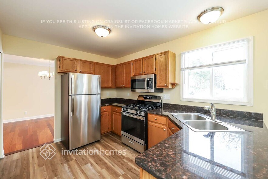 Building Photo - 1248 Rosewood Ln