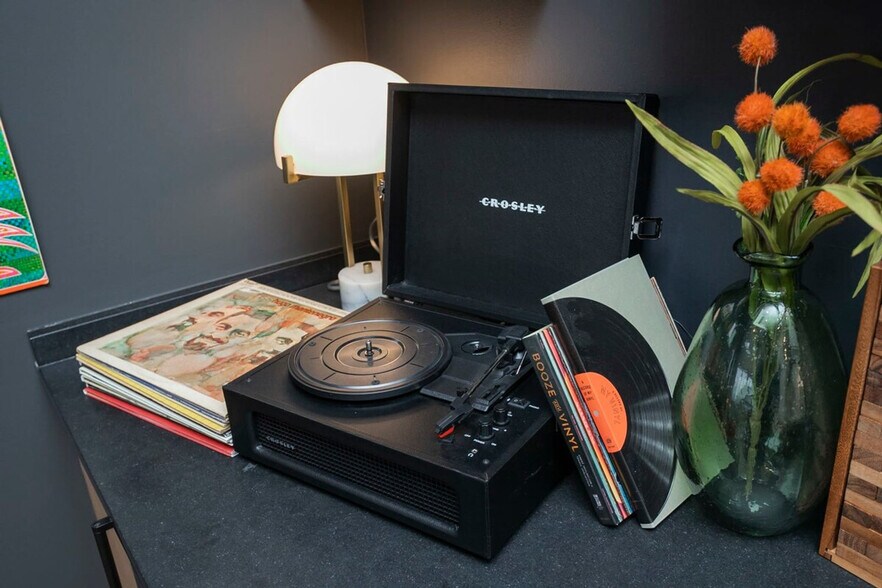 Building Photo - 1011 12th Ave S