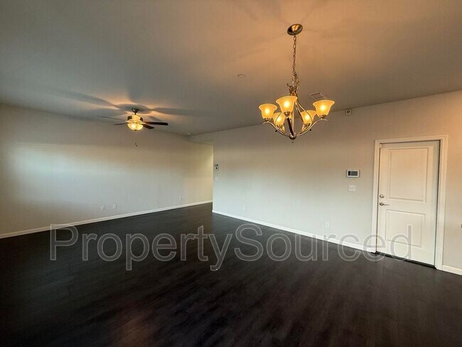 Building Photo - 709 Ephesus Ave