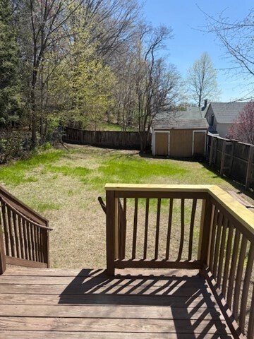 Building Photo - 22 Forest St