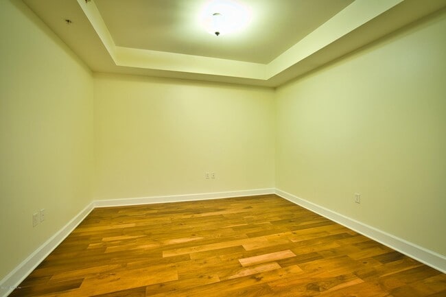 Building Photo - 525 3rd St N