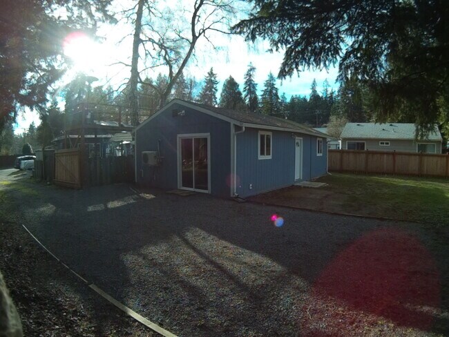 Building Photo - 15010 26th Ave NE