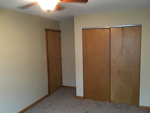 Building Photo - 1687 Deer Run Dr