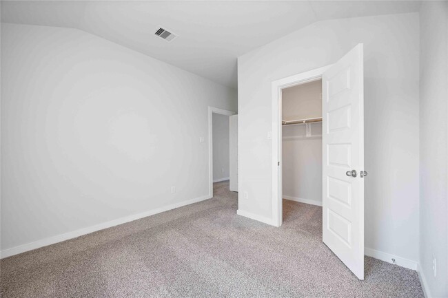 Building Photo - 5311 Basquiat Dr