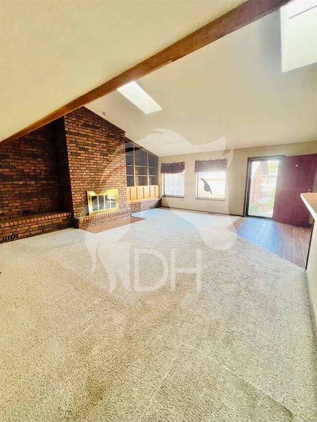 Building Photo - **Charming 2-Bedroom Condo in Enid, OK!**