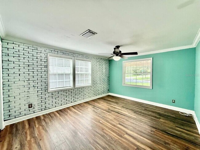 Building Photo - 801 W 114th Ave