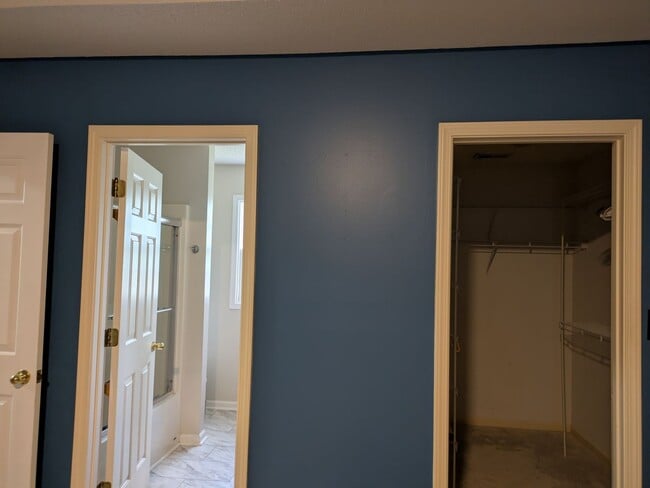 Building Photo - 3BR/2.5Bath House in NE Hickory