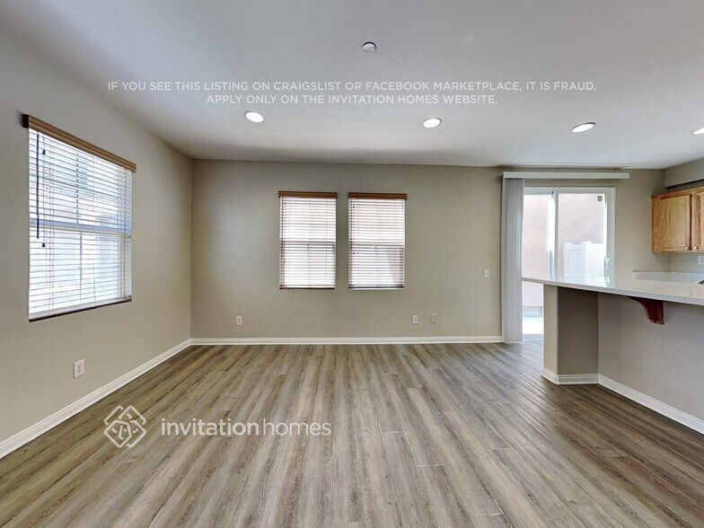 Building Photo - 1890 Lobo