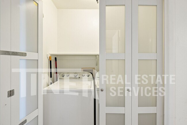 Building Photo - 3863 Olivebranch Ln