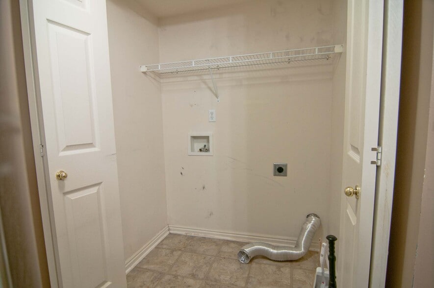 Building Photo - 1459 N 1250 W