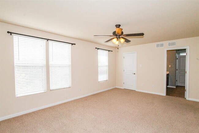 Building Photo - 4110 Mather