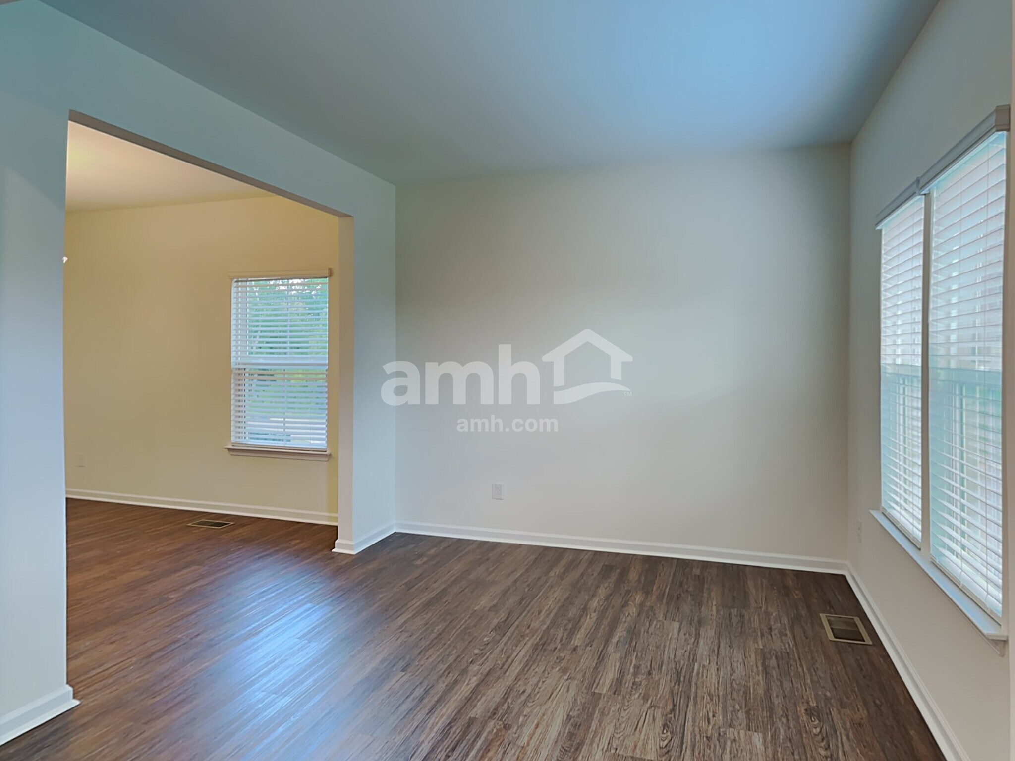 Building Photo - 661 Hamilton Park Dr