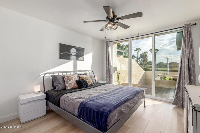 Building Photo - 2529 N Miller Rd