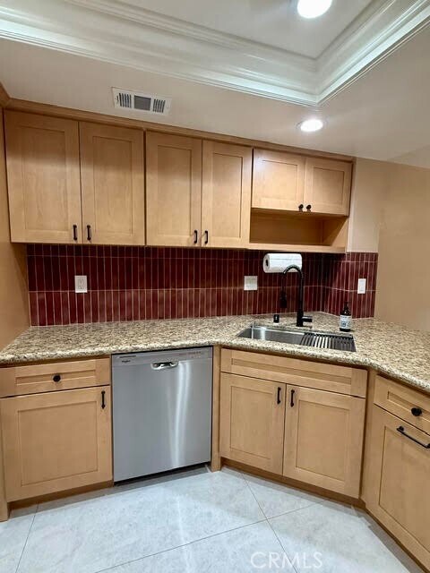 Building Photo - 972 Sandstone Dr