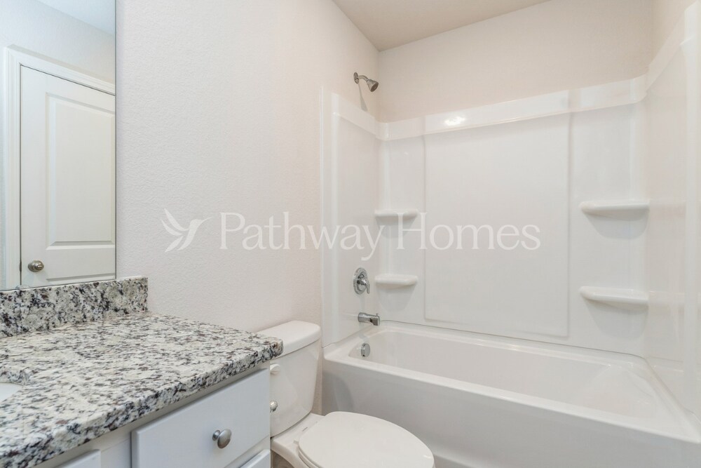 Building Photo - 6316 Lowe Ln