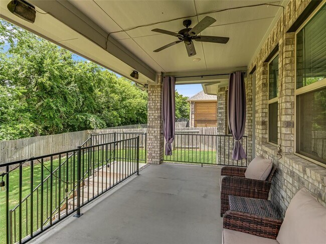 Building Photo - 5057 Veranda Ter