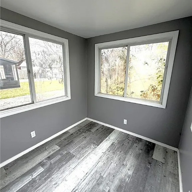 Building Photo - Renovated 3-Bedroom Colonial Near Shaker Heights – Move-In Ready