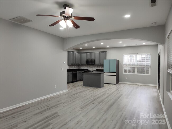 Building Photo - 469 Laurel Fork Dr