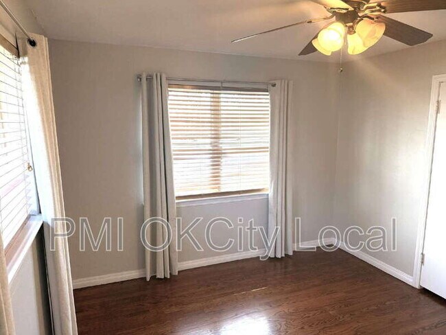 Building Photo - 3025 NW 67th St