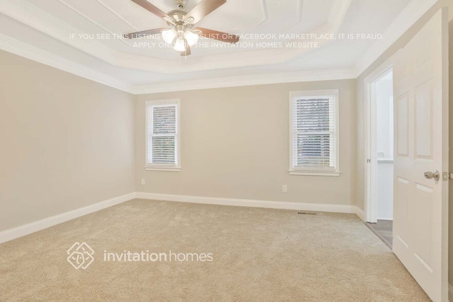 Building Photo - 307 Clubhouse Ct NW