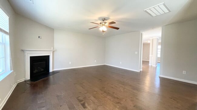 Building Photo - 263 Solstice Dr