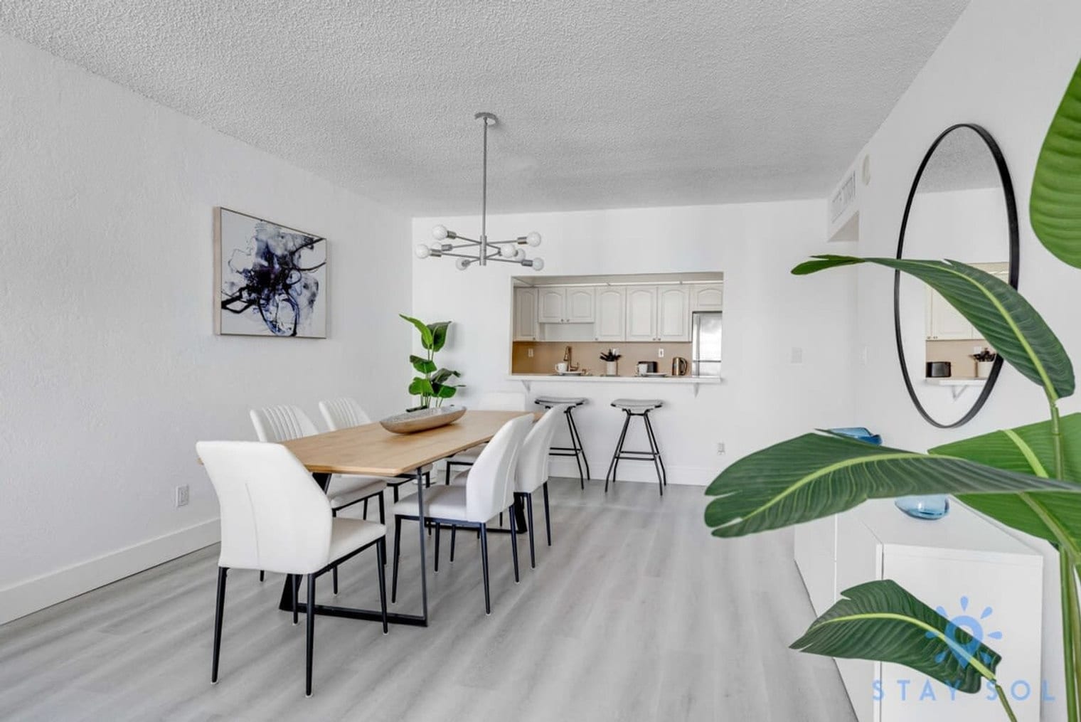 Building Photo - 19370 Collins Ave