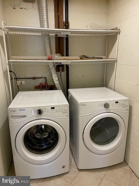 Building Photo - 234 E Juniper Ave