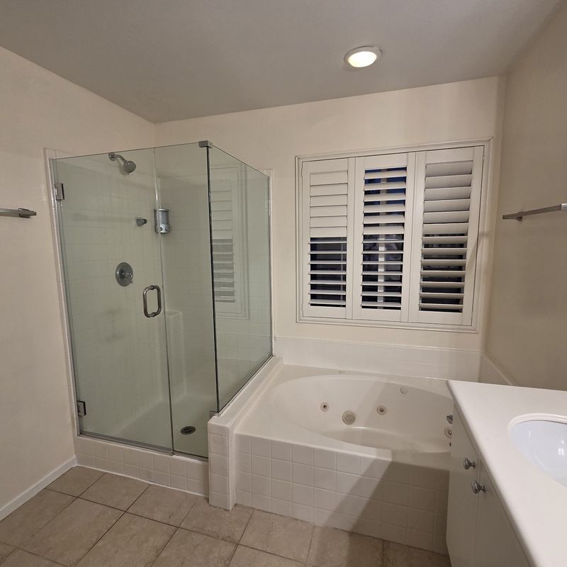 Building Photo - 61 Dovecreek