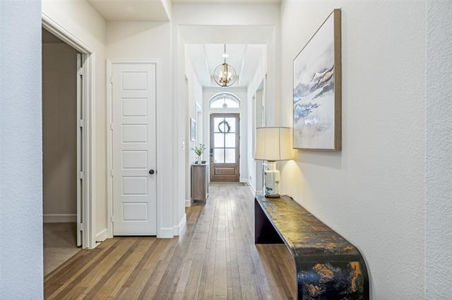 Building Photo - 2450 Kates Pl