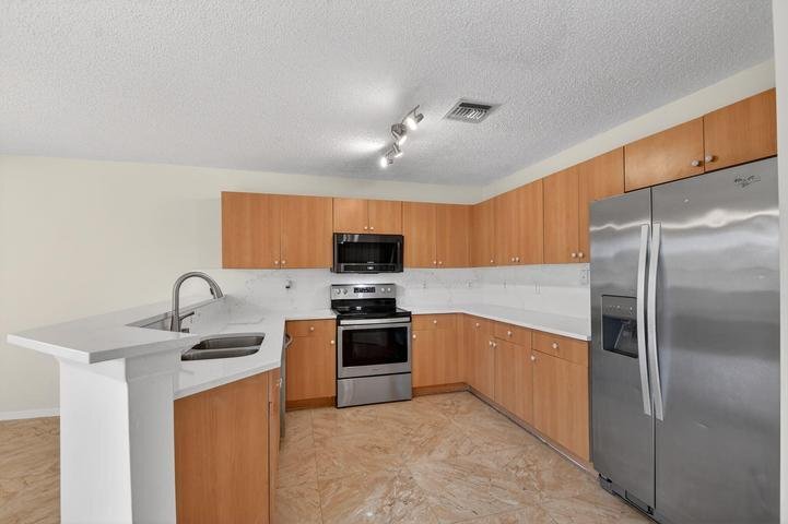 Building Photo - 738 Perdido Heights Dr