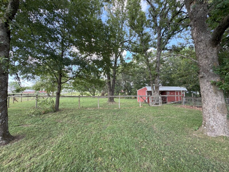 Building Photo - 1470 Klenc Rd