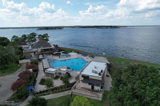 Building Photo - 12800 Melville Dr