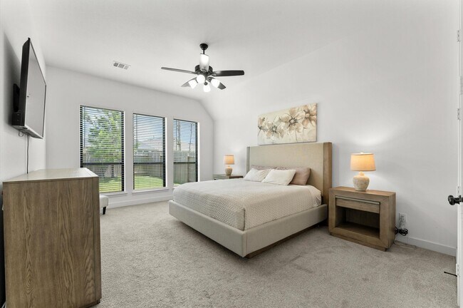 Building Photo - 13022 Soaring Frst Dr