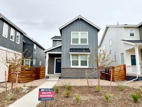 Building Photo - December FREE If Lease Starts By Nov. 15!!