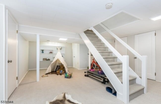 Building Photo - 7 Evergreen Terrace