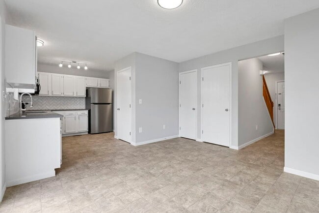 Building Photo - 3112 Fabyan Dr