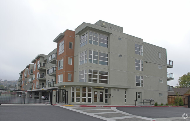 Building Photo - City Walk Condominiums