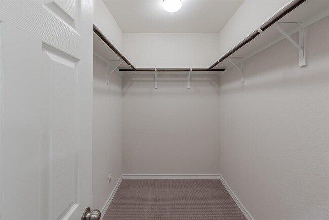 Building Photo - 5302 Mulberry Grove Ln