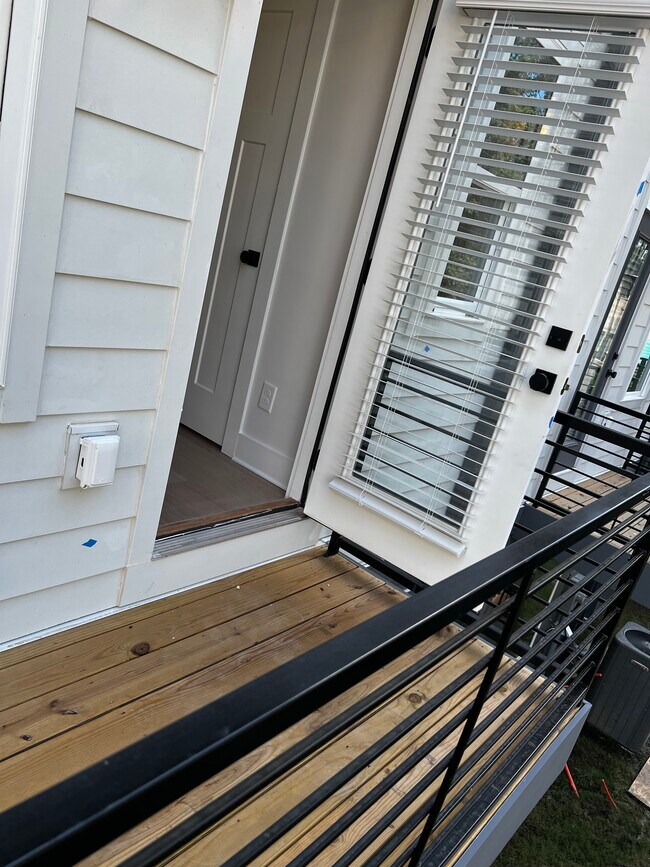Balcony Next to Kitchen - 5032 York Park Ln